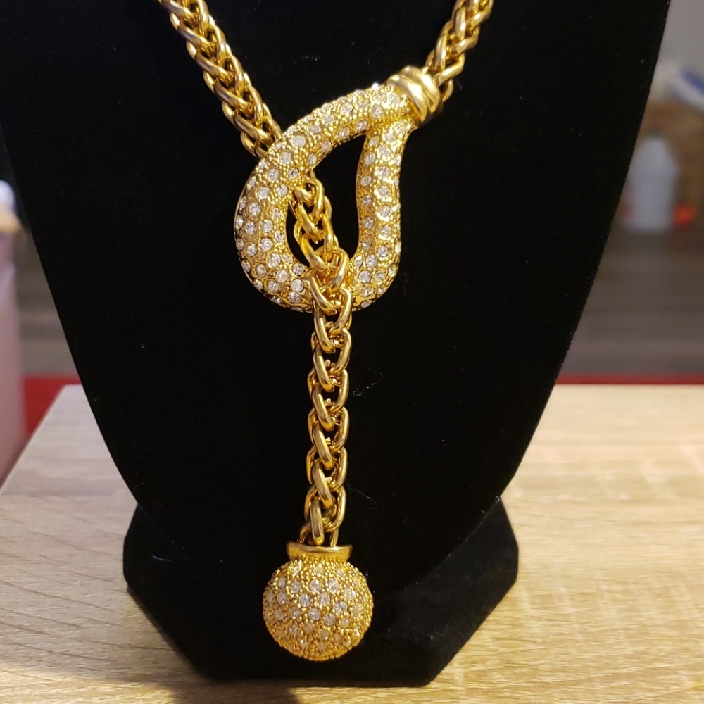 Beautiful Traci Lynn Necklace